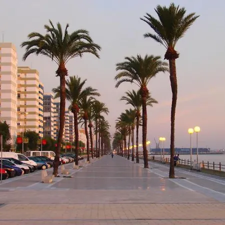 Atico Bahia * カディス